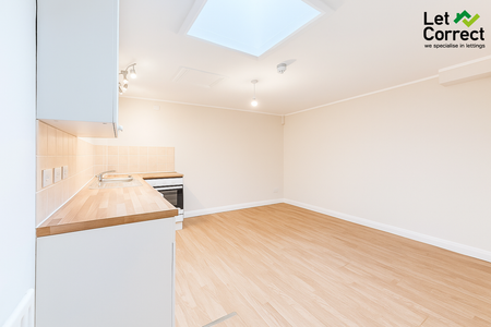 Studio to rent - Photo 5