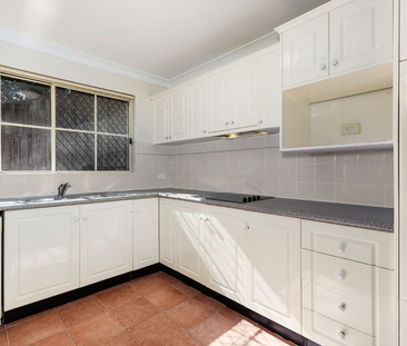 Spacious Double-Storey Duplex Offering Comfort, Quality & Convenience - Photo 3