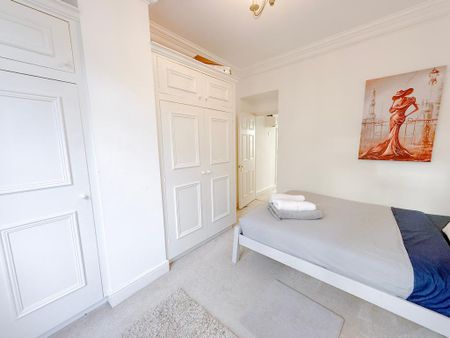 1 bedroom flat to rent - Photo 5
