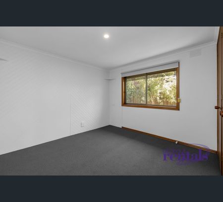 62 Gardenia Street, Pakenham, Vic 3810 - Photo 2