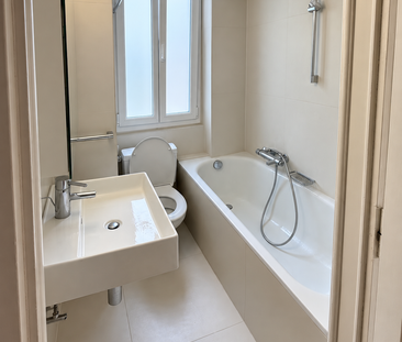 Charmant appartement sous les toits de 2.5 pièces à Montreux - Foto 3