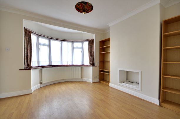 2 Bedroom House - Terraced to rent - Photo 1