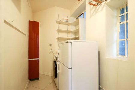 A spacious five bedroom apartment in this popular gated community. - Photo 5