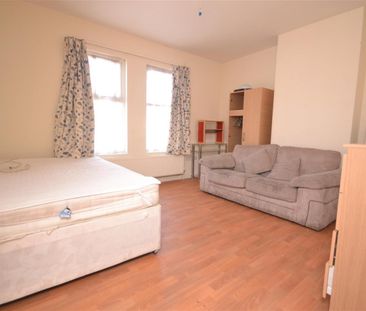 1 bedroom Flat To Let - Photo 1