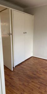 Convenient & Comfortable 1-Bedroom Flat in Prime Blackburn Location - Photo 3