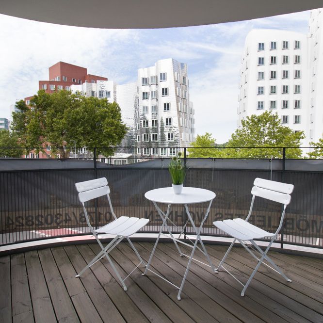 *****MÖBLIERTE DESIGNER-WOHNUNG IM MEDIENHAFEN***** Blick auf die Gehry Bauten! - Photo 1