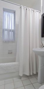 Oakburn Apartments - Photo 4