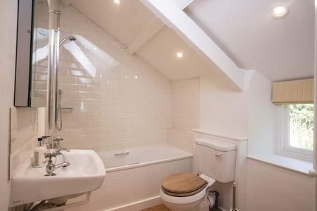 2 bedroom terraced house to rent - Photo 3