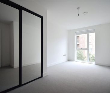 3 bedroom apartment to rent - Photo 3