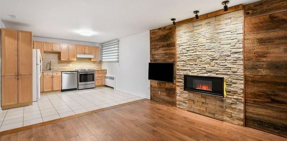 Charmant Condo 4 1/2 semi-meublé à louer dans le coeur de Saint-Lambert, à 15mins du centre-ville de Montréal - Photo 2