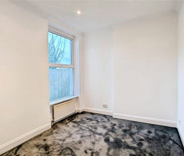 Sydenham Road, Croydon, CR0 2EF - Photo 2