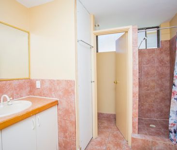 17/58 King George Street, Victoria Park WA 6100 - House For Rent | ... - Photo 5