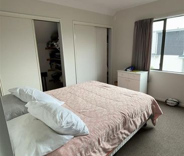 36 Packe Street, Edgeware - Photo 6