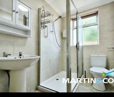 2 bedroom end of terrace house to rent - Photo 1