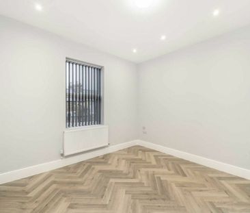 Holberton Gardens, Willesden, NW10 - Photo 4