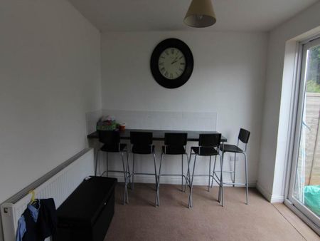 3 bedroom house to rent - Photo 3
