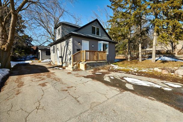 For Lease - 210 OWEN Street Unit# Main, Barrie, Ontario - Photo 1