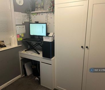 3 bedroom end of terrace house to rent - Photo 4