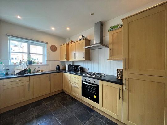 3 bedroom terraced house to rent - Photo 1