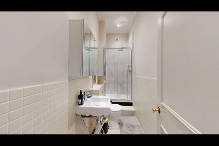 1 Bed Flat, St. Stephens Gardens, W2 - Photo 5