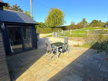 2 bedroom cottage to rent - Photo 5