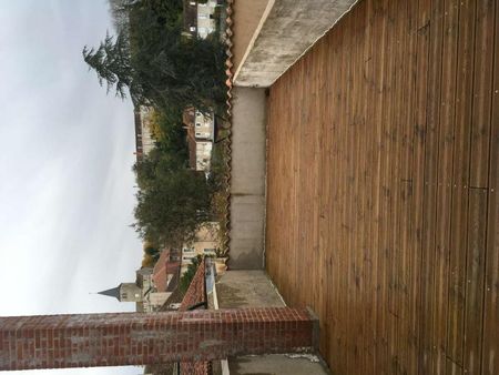 Location Appartement 3 pièces 73m² MONTMORILLON 86500 - Photo 3