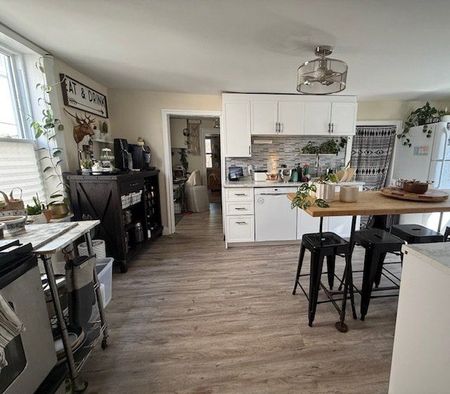 For Lease - 197 Division Street, Cobourg, Ontario - Photo 5