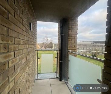 2 bedroom flat to rent - Photo 6