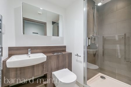 Victoria Road, Feltham - Photo 5