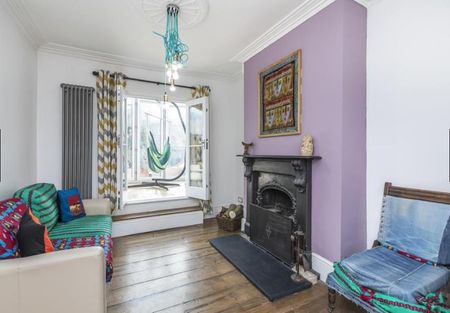 4 Bed End Terrace, Catherine Grove, SE10 - Photo 3