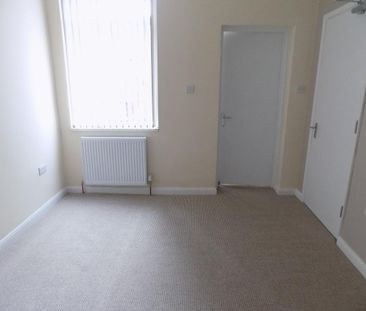 Studio to rent - Photo 6