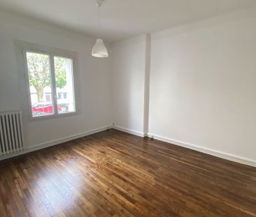 Location Appartement 3 pièces 63m² - Photo 4