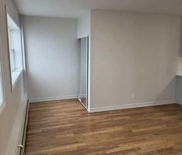 2831 Kingston Road #A1 - Photo 2