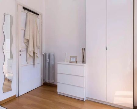 Via Volterra, Milan, Lombardy 20146 - Photo 3