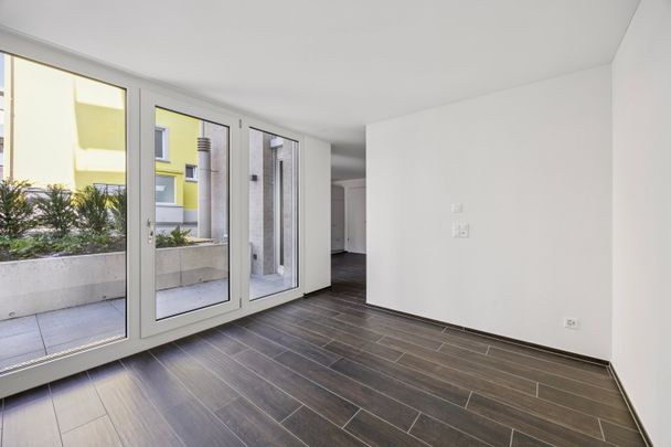 ERSTVERMIETUNG: Moderne Split-Level-Wohnung mit Charme in Zürich-Oerlikon - Foto 1
