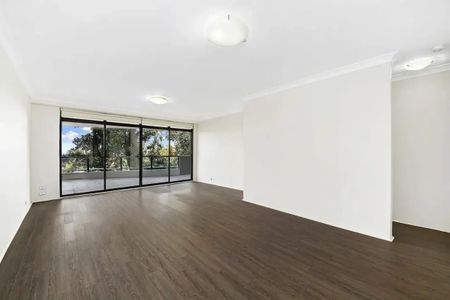 10/2-2a Francis Street, Bondi Beach, NSW 2026 - Photo 2