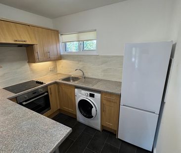 Hawthorn Road - Photo 5