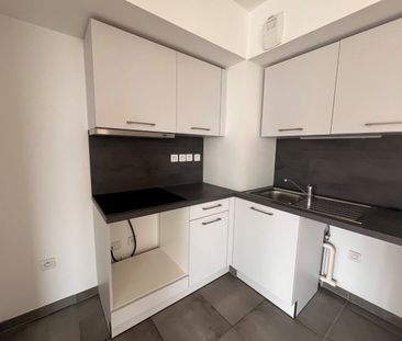 Location Appartement 2 pièces 47m² MOUVAUX 59420 - Photo 2