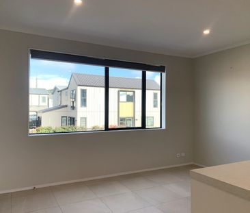 Unit 3, 2 Rangitamiro Place, Hobsonville, Auckland - Photo 1