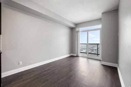 For Lease - 3700 Hwy 7 Road Unit# 2807, Vaughan, Ontario - Photo 4