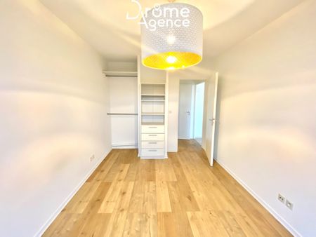 Location Appartement 45m² VALENCE 26000 - Photo 4