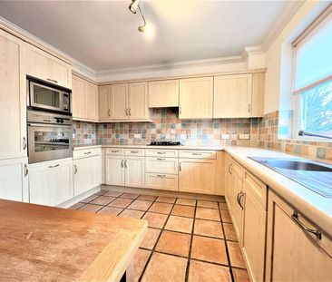 2 double bed, 2 bath, with PARKING, Somerset Road, West Ealing, W13... - Photo 6