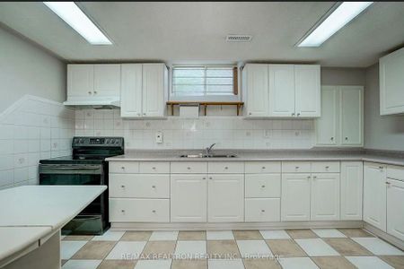 For Lease - 364 Castlehill Road Unit# Bsmt, Vaughan, Ontario - Photo 4