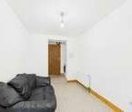 1 Bedroom - Photo 3
