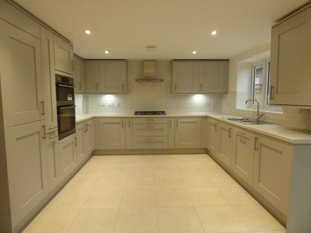 3 bedroom house to rent - Photo 3