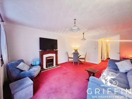 London Road, Grays, RM17 - Photo 2