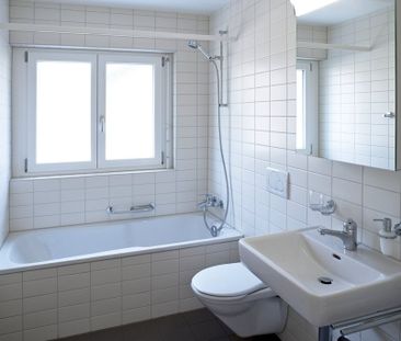 Moderne, helle Hochparterre-Wohnung an zentraler Lage - Foto 4