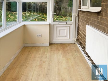 Norwood Road, Birkby, Huddersfield, HD2 - Photo 2