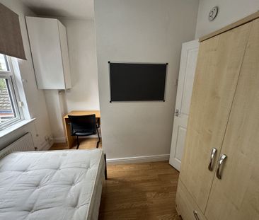 Carnot Street, Leeman Road - P10722 - Photo 4