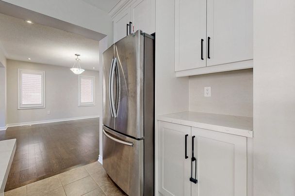 For Lease - 31 Leadenhall Road Unit# Upper, Brampton, Ontario - Photo 1